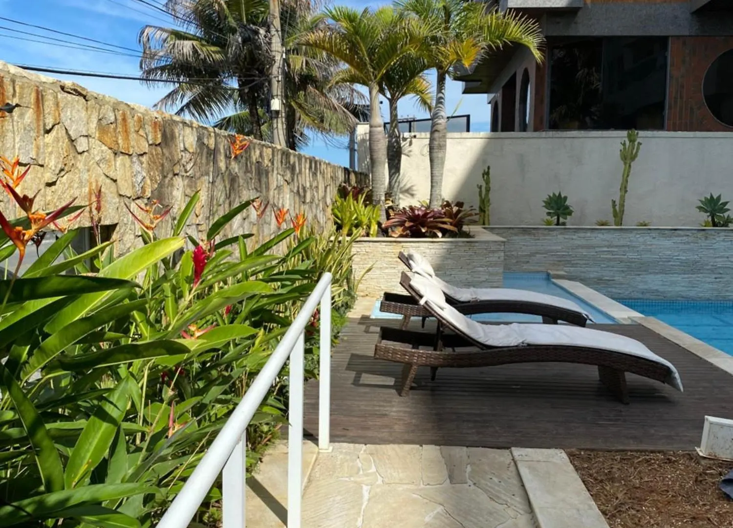 Condominio Mandai Apto 305 B Lateral Em Frente Ao Mar Cabo Frio Brazil